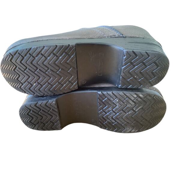 DANSKO BROWN TEXTURED LEATHER NURSING CLOGS EU42 US 11.5 - Picture 7 of 9